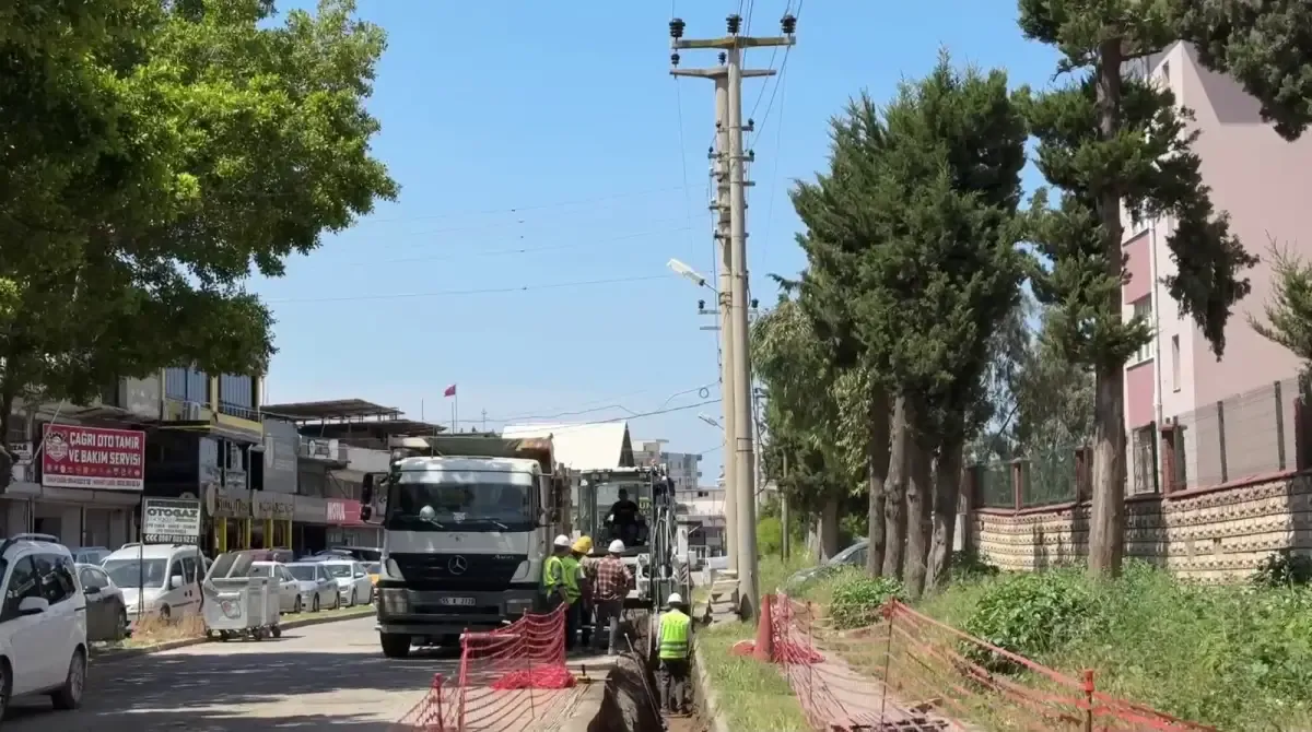 İskenderun'da enerji hatları yer altına alınıyor
