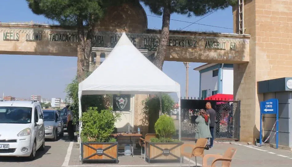 Batman asri mezarlığı'nda kanlı saldırı: 3 kişi hayatını kaybetti