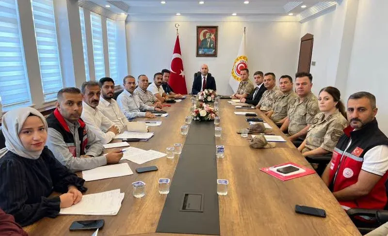 Kadına yönelik şiddet ve çocuk hizmetleri Ceylanpınar'da değerlendirildi