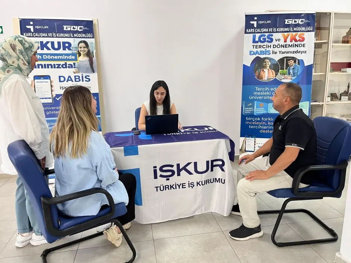 İŞKUR'dan üniversite adaylarına DABİS desteği