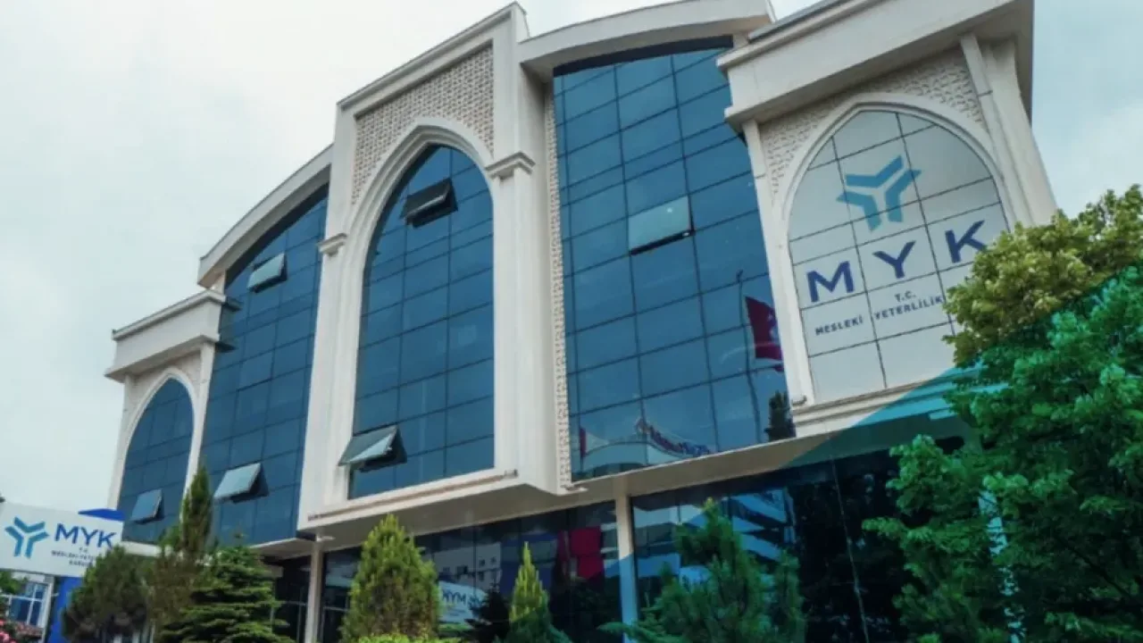 Resmi Gazete'de 8 yeni meslek standardı yayımlandı
