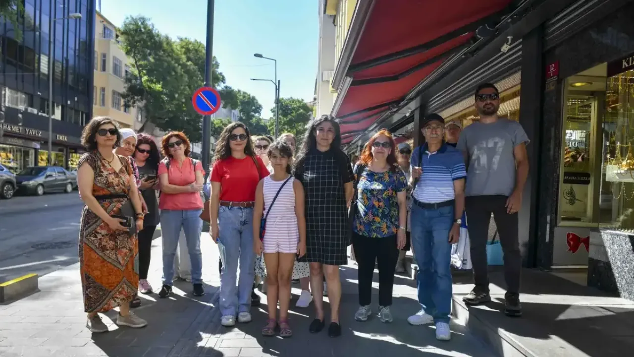 ABB, Anafartalar Caddesi restorasyonunu şantiye gezisiyle anlattı