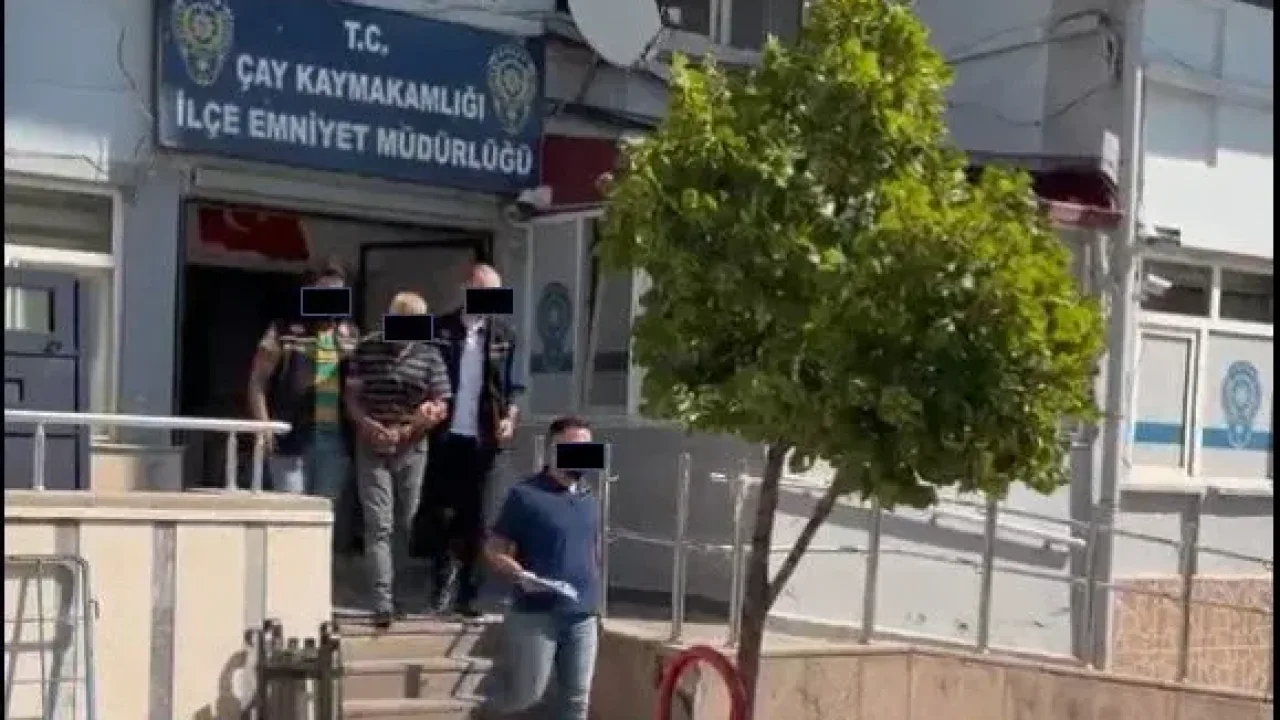 Afyonkarahisar'da 15 yıl hapis cezası bulunan firari yakalandı