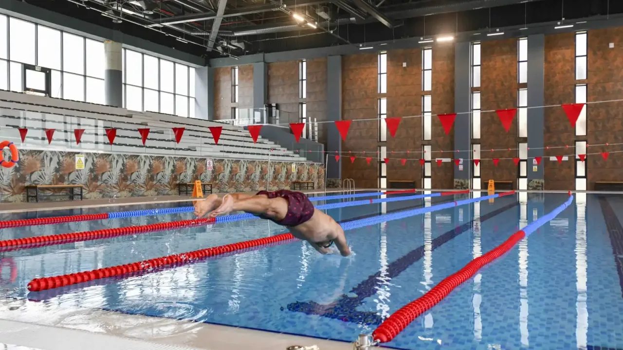 Başkentte yeni spor merkezi: Cumhuriyet Yüzme Havuzu hizmette