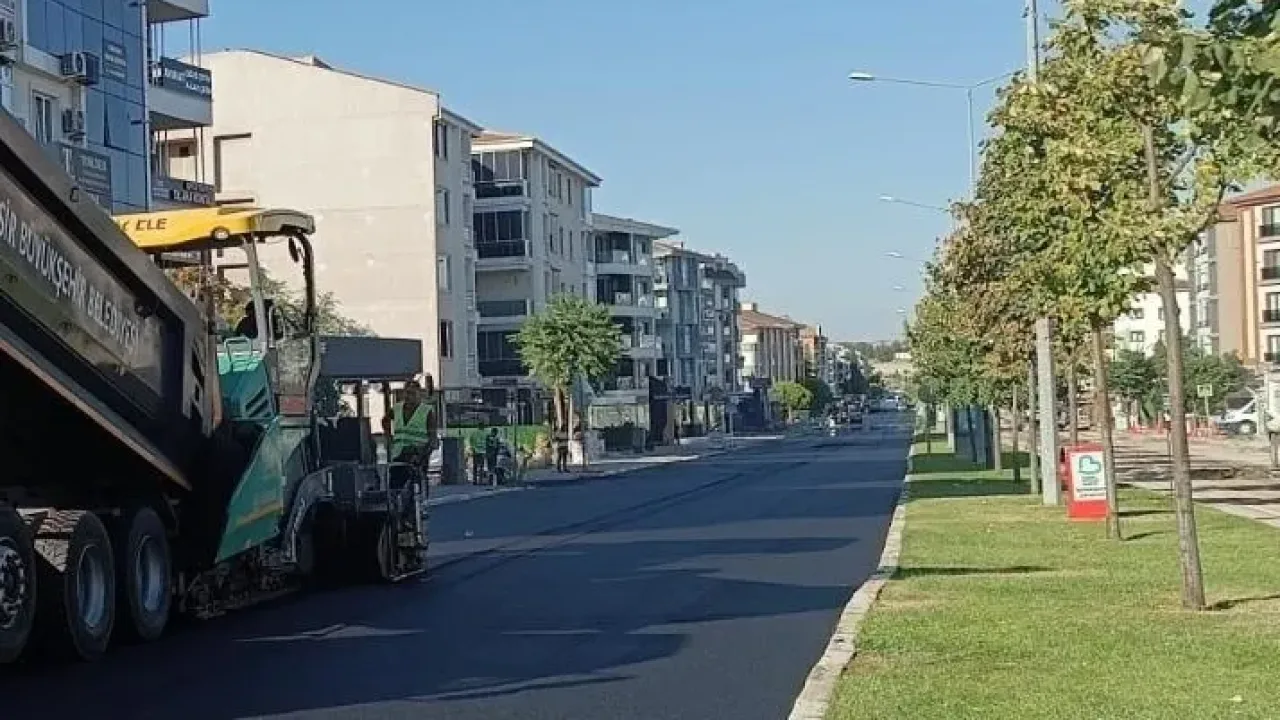 Savaştepe Caddesi'nde asfalt yenileme tamamlandı