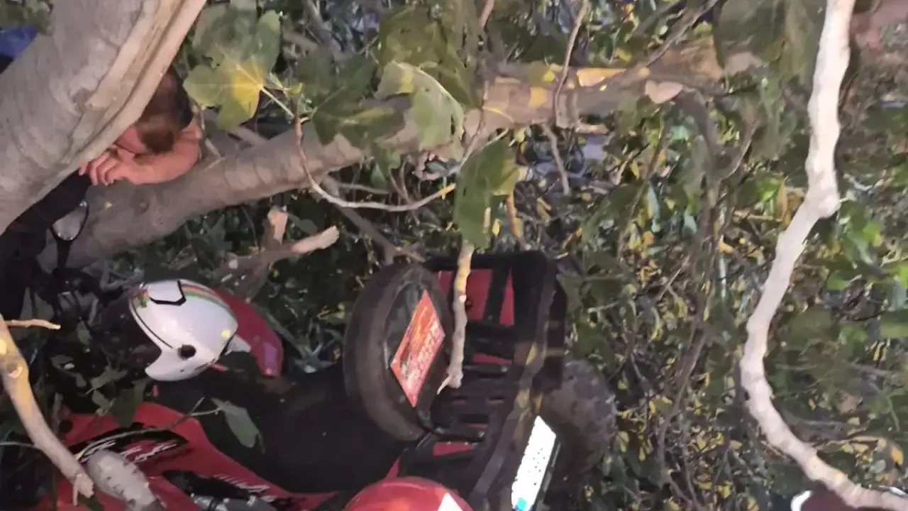 Ayvalık'ta ATV dereye düştü, 2 kişi yaralandı