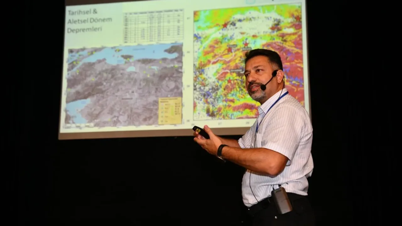 Balıkesir’de deprem paneli! Uzmanlar riskleri ve önlemleri