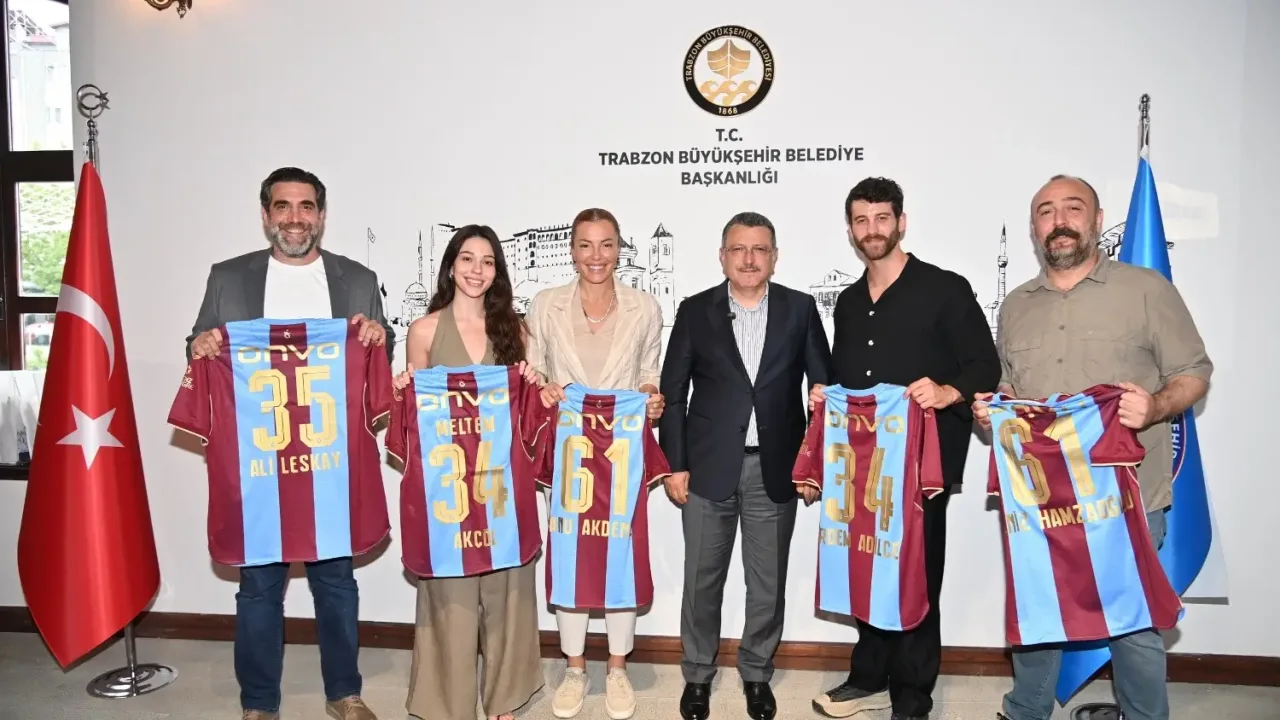Başkan Genç, “Sevdam Karadeniz” ekibini ağırladı! Film Festivali