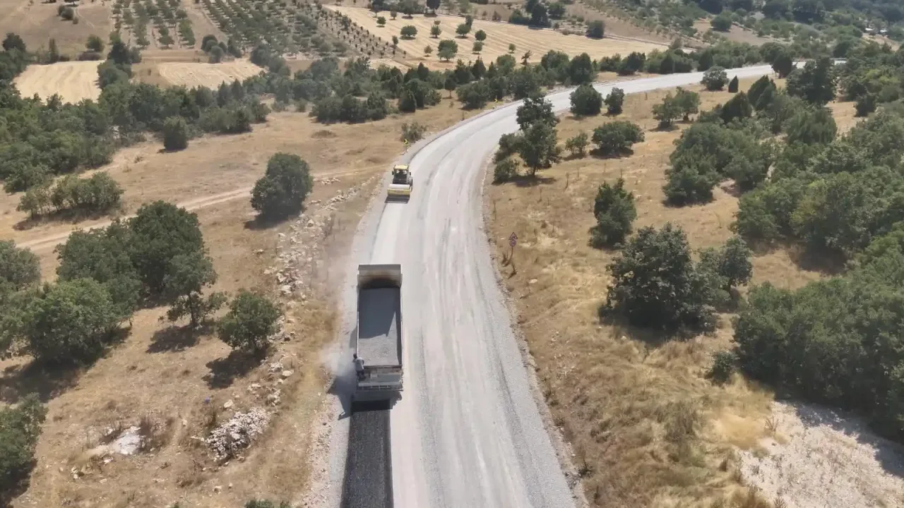 Bursa'da Yol Yenileme