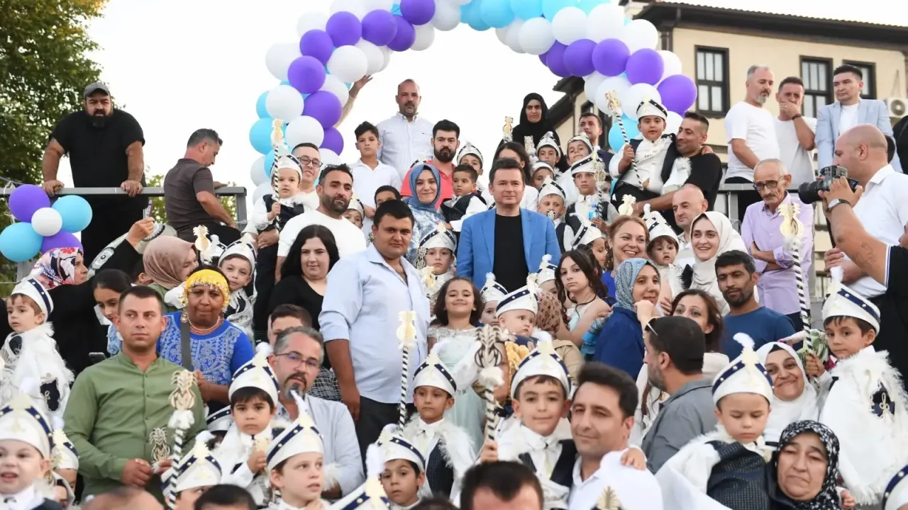 Bursa'da 40 mahalleden 200 çocuk sünnet şöleninde buluşuyor