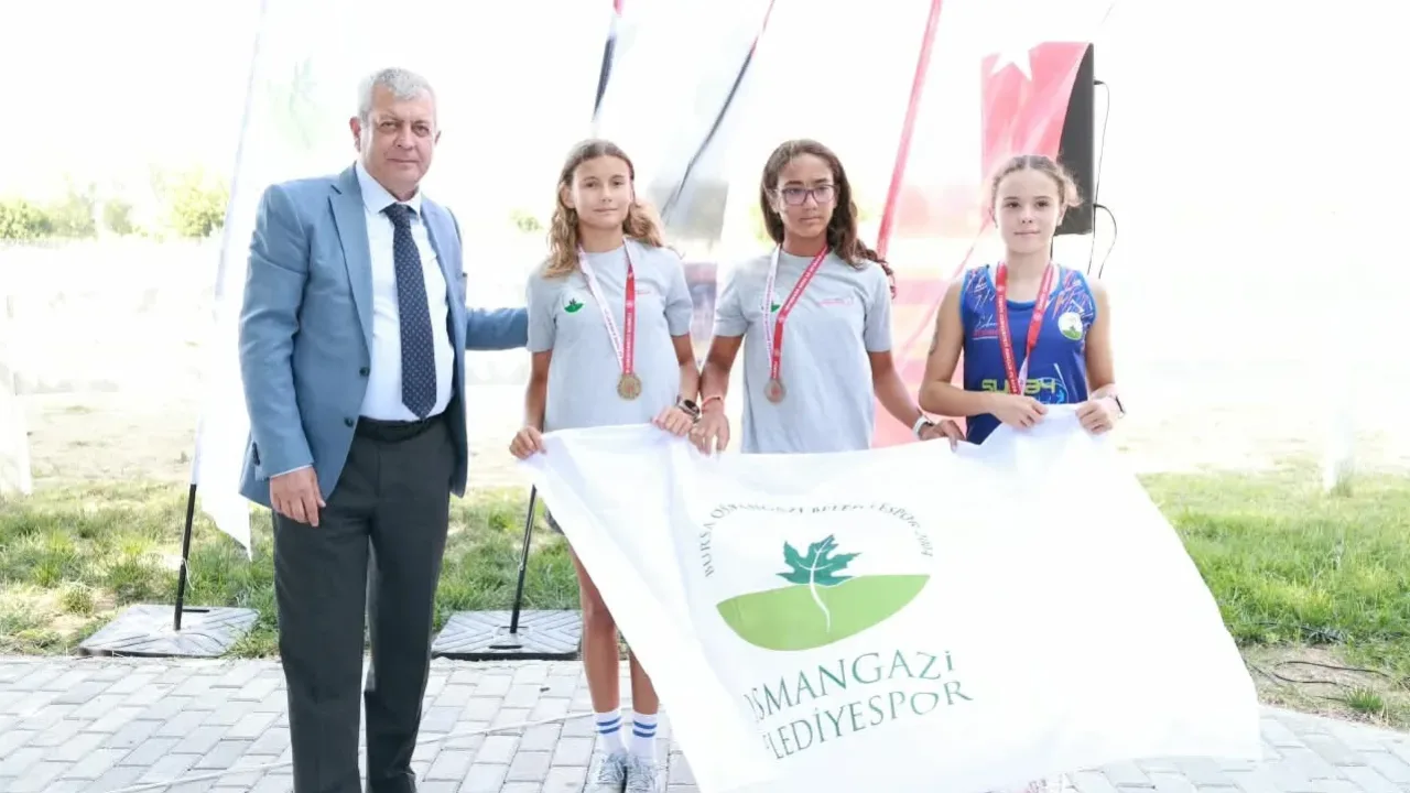Osmangazi'de gençler duatlon parkurunda ter döktü