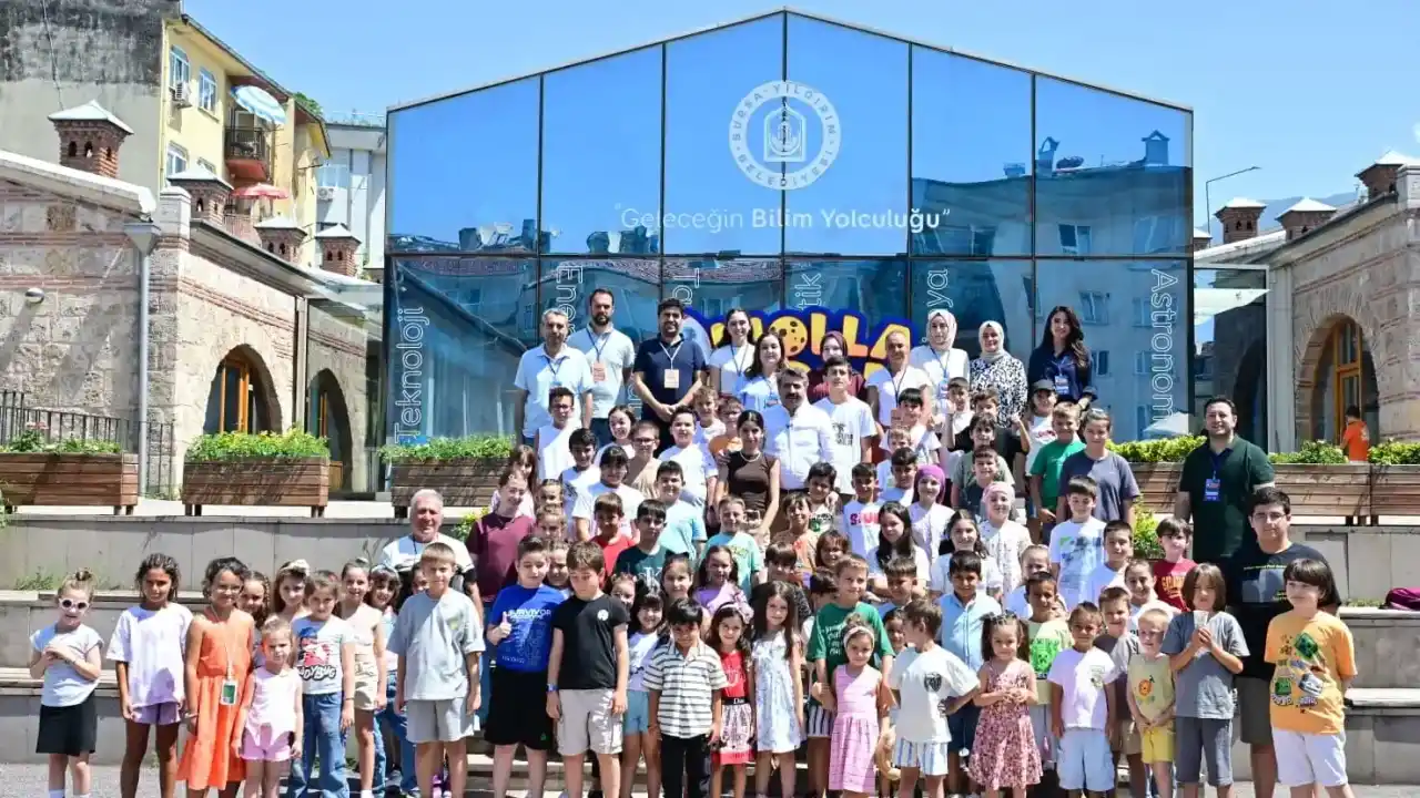 Bursa'da Çocuklar Bilimle Buluşuyor