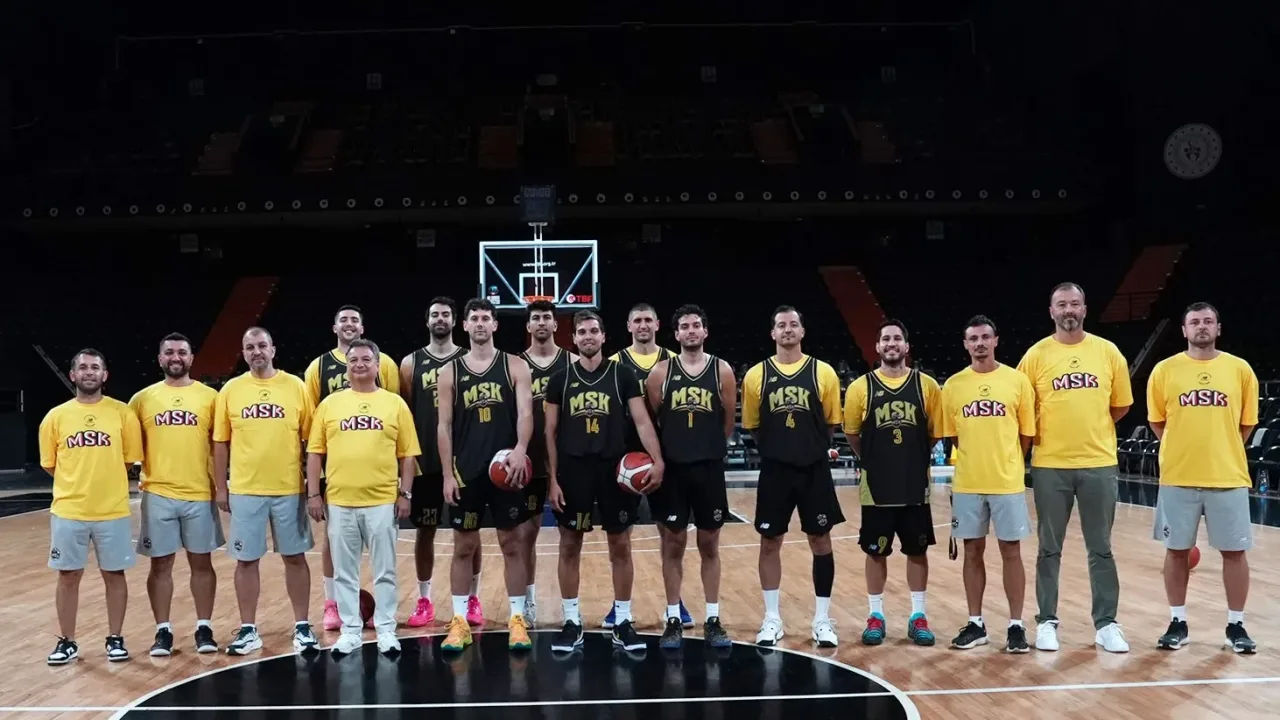 Carettalar yeni sezona hırslı başladı