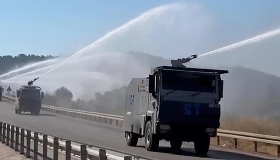 Bu kez TOMA'lar eyleme değil, alevlere müdahale etti