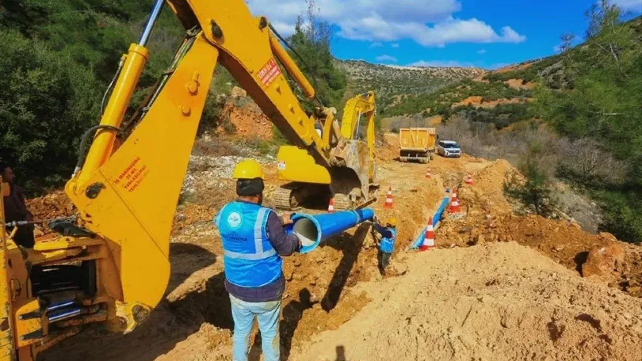 Çal'da 3 mahalleyi kapsayan su hattı yenilendi