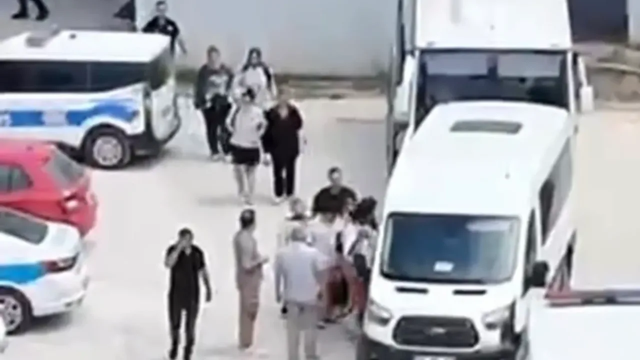 Düzce Akçakoca’da telefon dolandırıcılığı operasyonu: 53 gözaltı