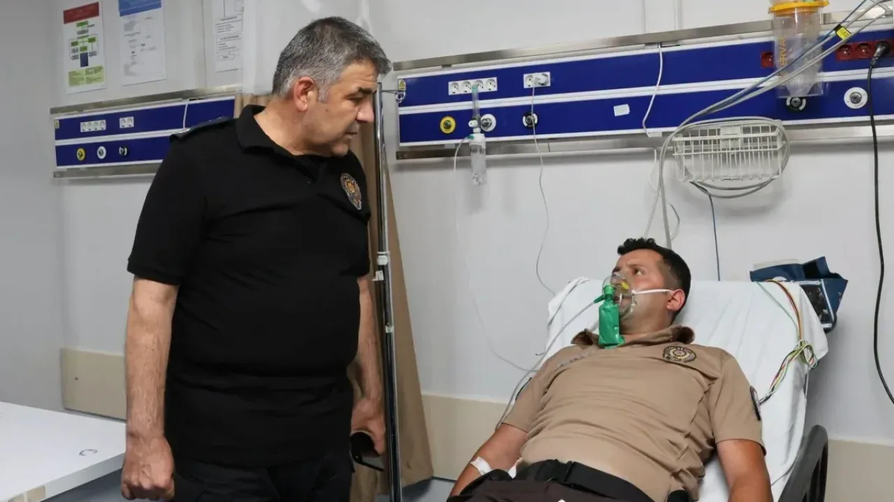 Emniyet Müdürü Hastanede Bekçiyi Ziyaret Etti