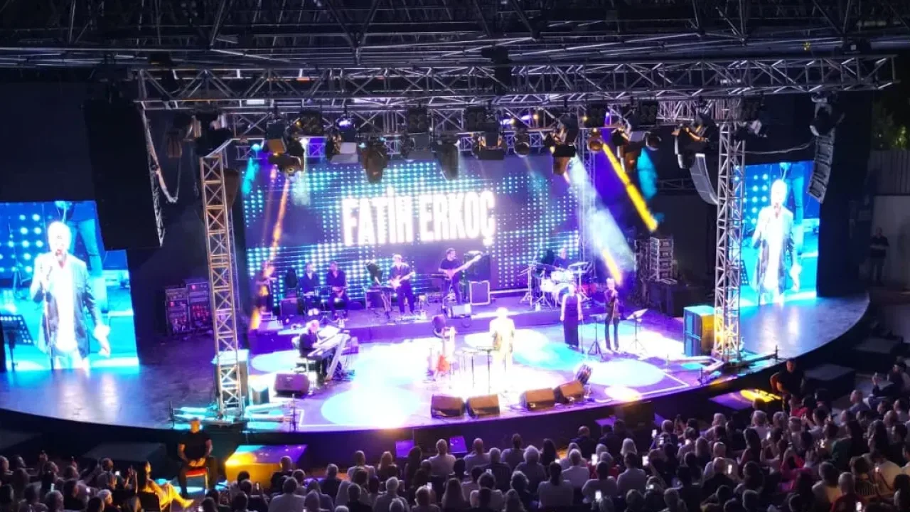 Fatih Erkoç’tan Bursa’da unutulmaz gece