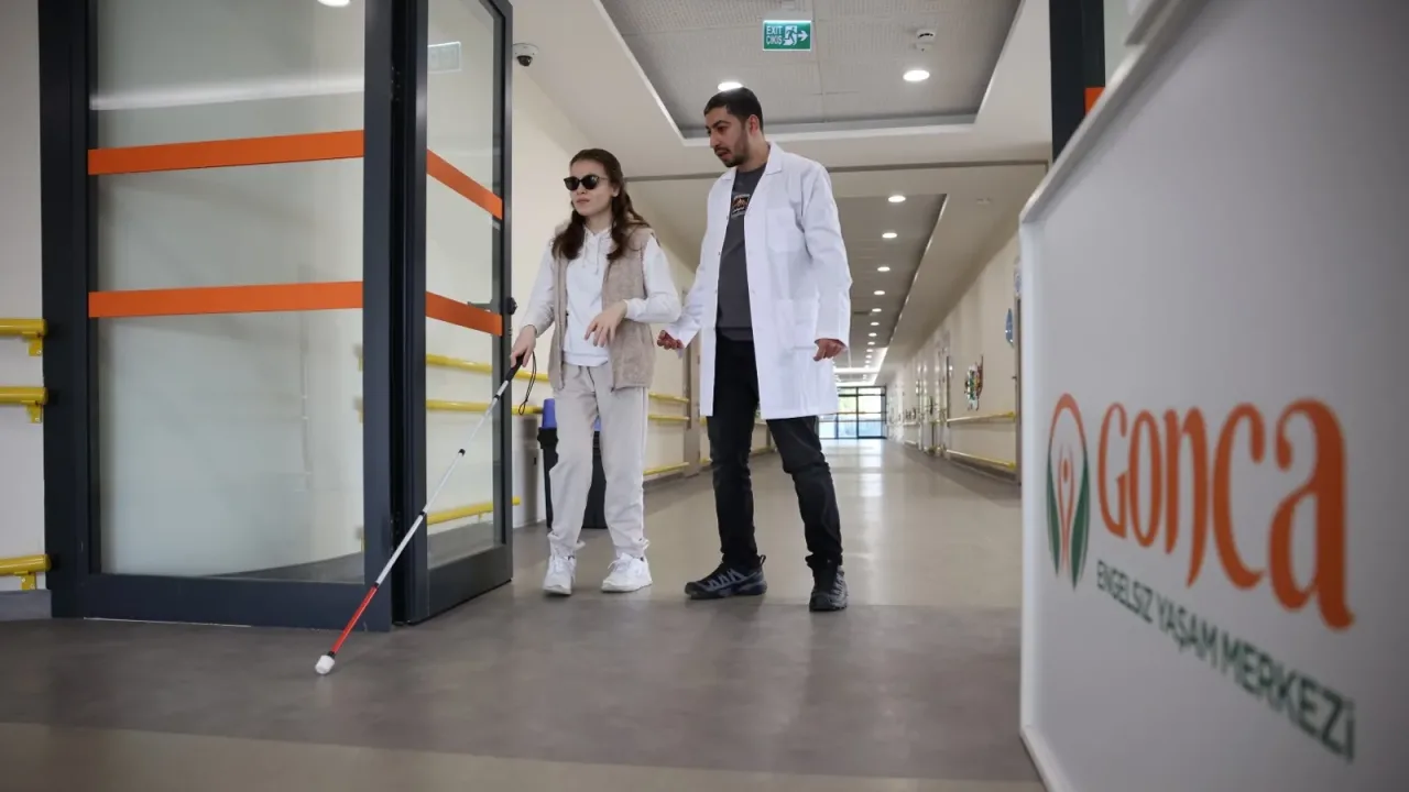 Gonca’nın destek eli her hafta yüzlerce kişiye uzanıyor