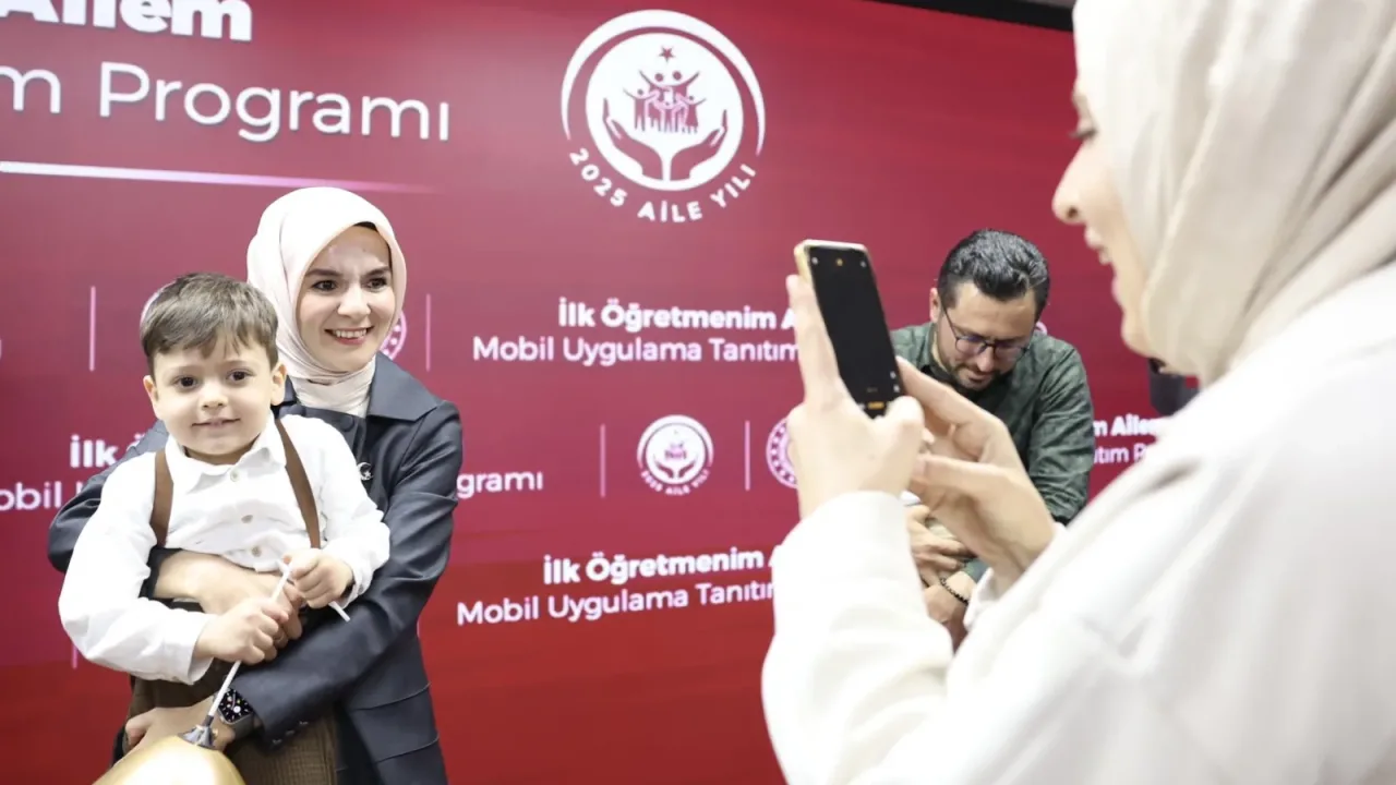 İlk Öğretmenim Ailem uygulaması 2 milyon aileye ulaştı