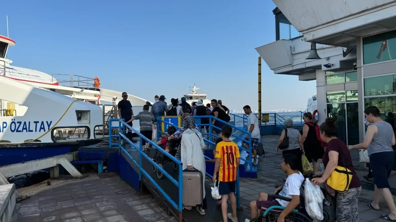 İZDENİZ’in hafta sonu günübirlik seferlerine yoğun ilgi
