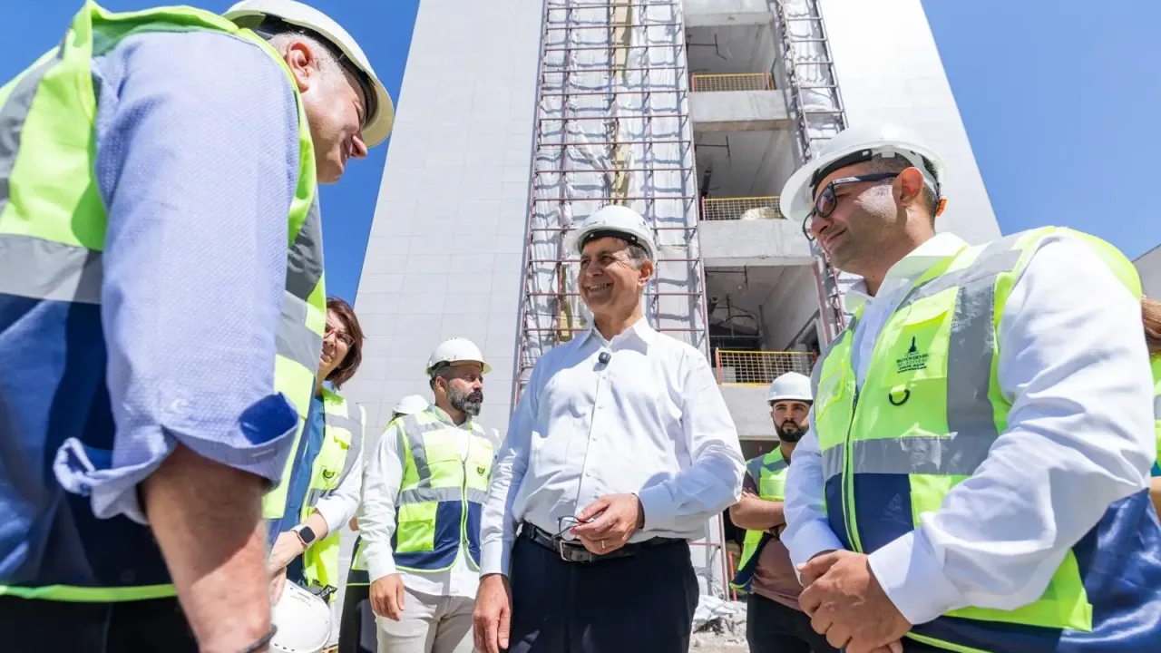 İzmir'de Eşrefpaşa Hastanesi yeni binasında son aşama