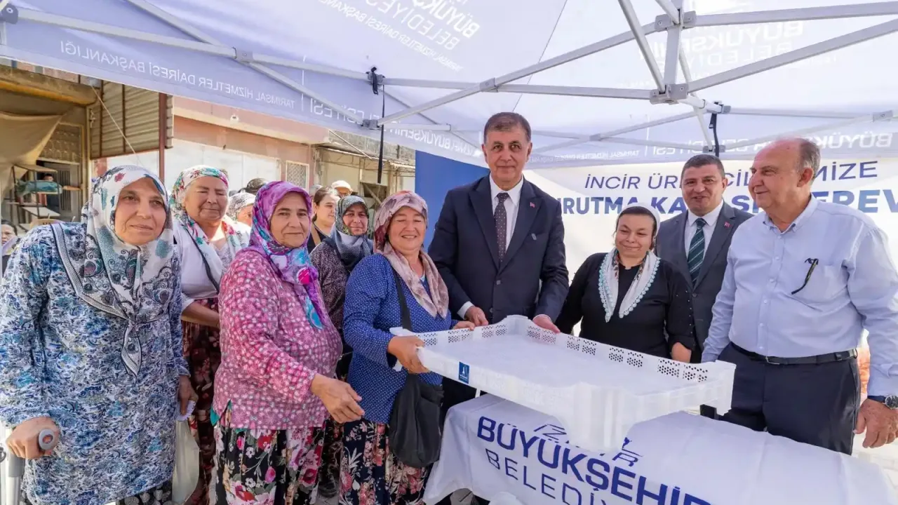 İzmir’de incir üreticilerine 10 bin kerevet desteği