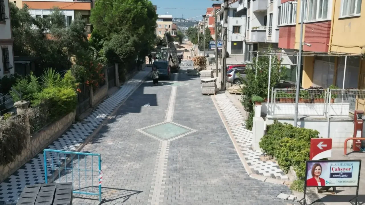 İzmit'te SEDAŞ çalışması ardından yollar yenilendi