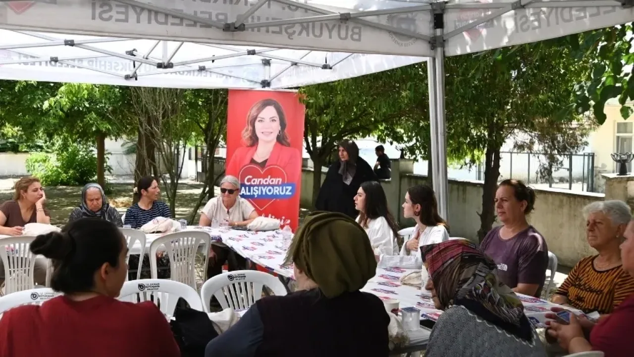Kadınlar Şehirlerde Güç Kazanıyor