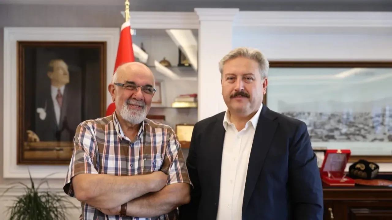 Kayseri Melikgazi Belediyesi'nden öğrencilere kırtasiye desteği