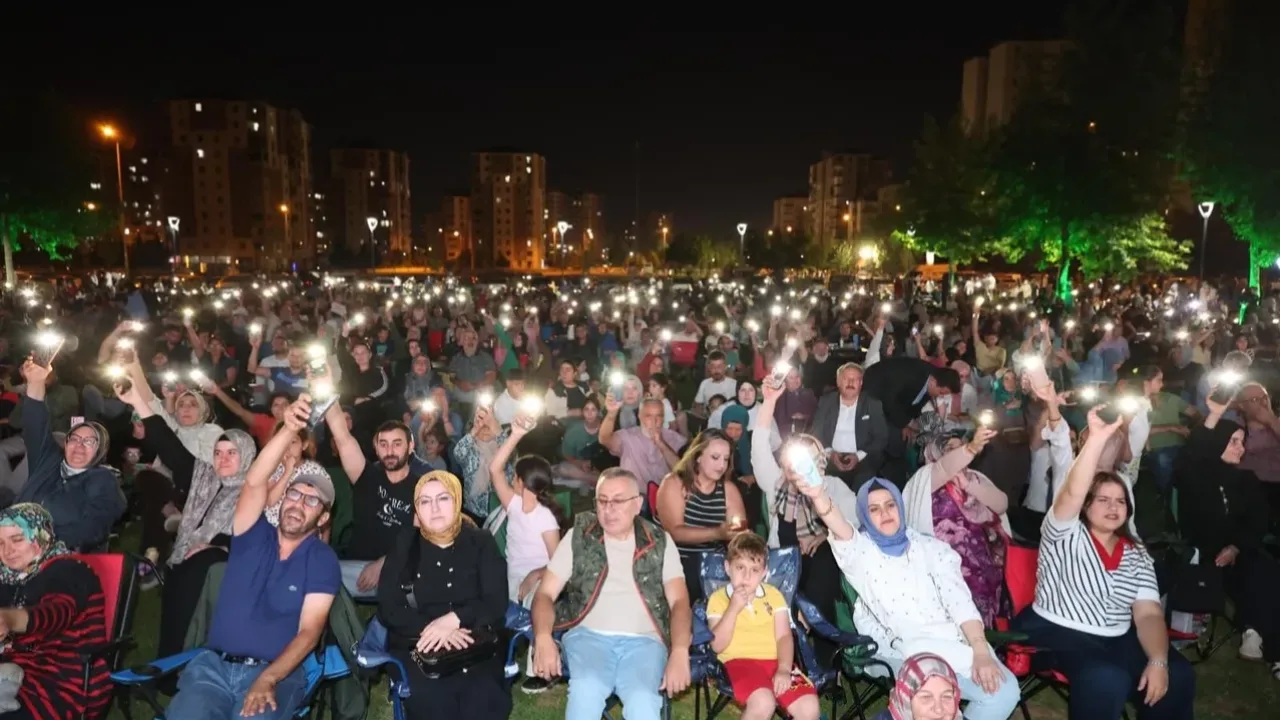 Melikgazi'de şiir ve türküyle unutulmaz gece