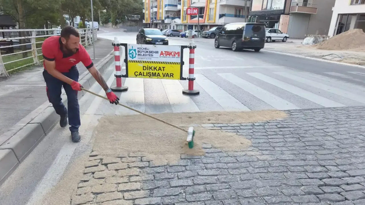 Kocaeli Büyükşehir’den İzmit’e kesintisiz hizmet