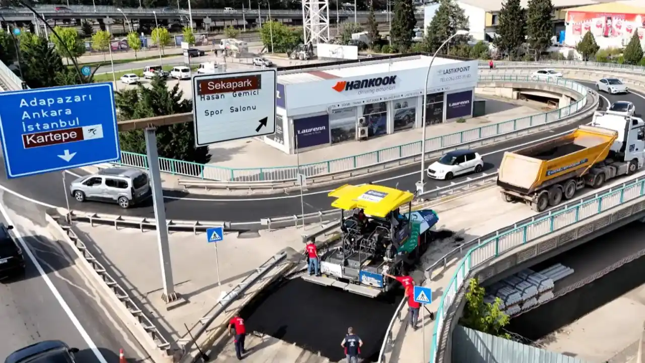 Kocaeli’de 15 Temmuz Köprülü Kavşağı yenilendi