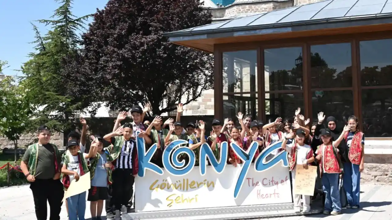 Konya'da Gençler Yaz Okulunda Şehri Keşfetti