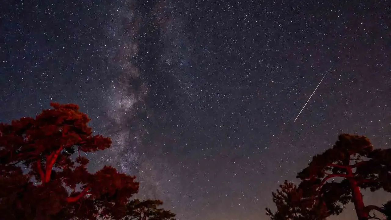 Konya Meram'da meteor yağmuru şenliğe dönüştü
