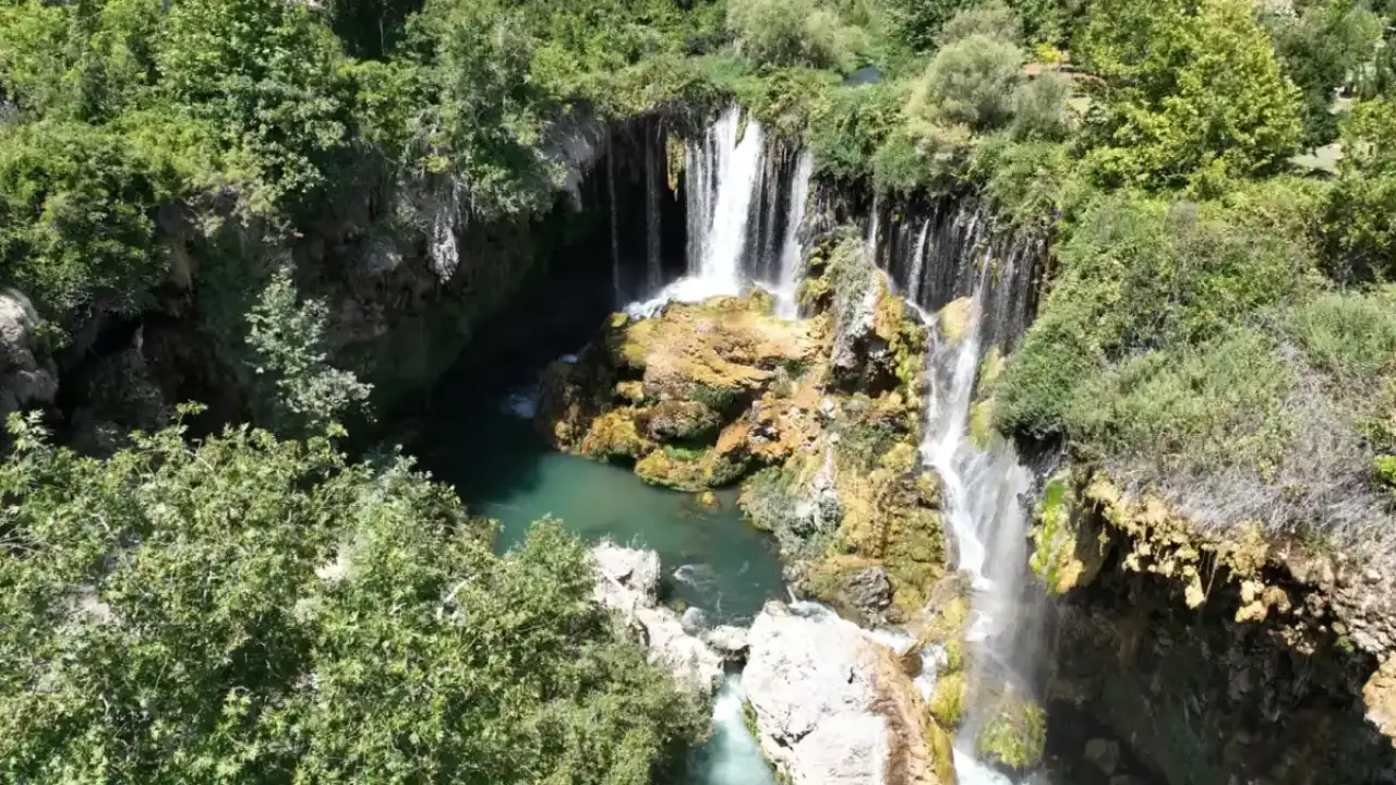 Hadim Yerköprü Şelalesi turizmin yeni gözdesi