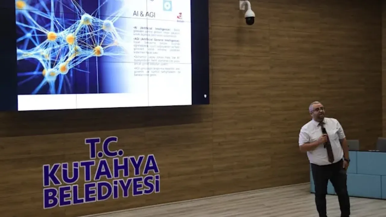Kütahya Belediyesi personeline yapay zeka eğitimi