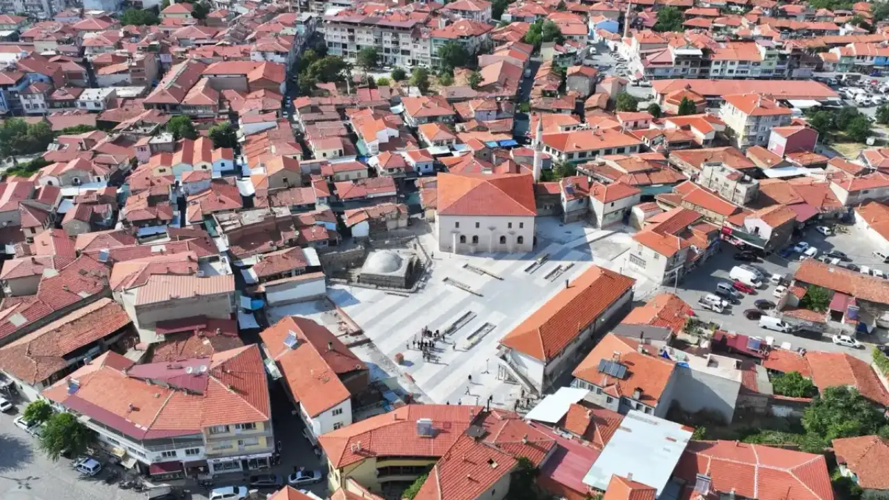Manisa Kula’nın tarihi merkezine yeni meydan
