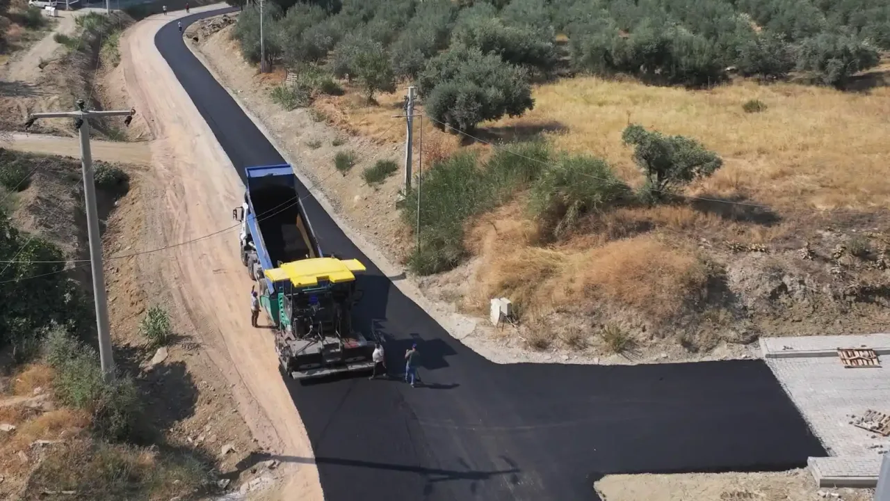 Manisa Turgutlu’nun kırsalında ulaşım konforu artıyor