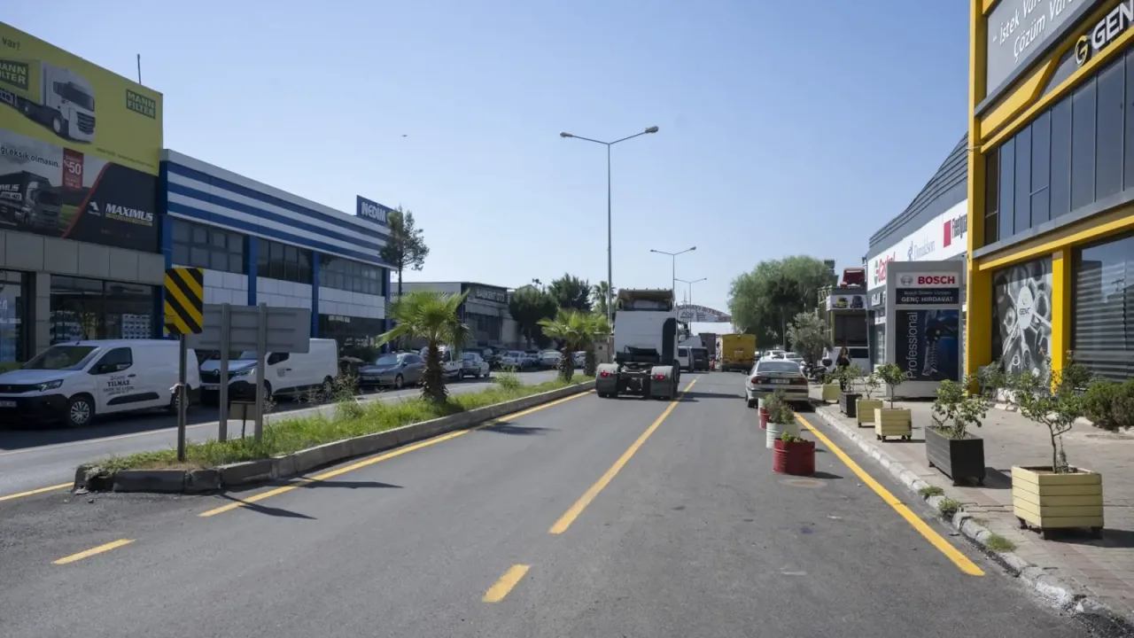 Mersin Tırmıl Sanayi Sitesi'nde yol yenileme bitti