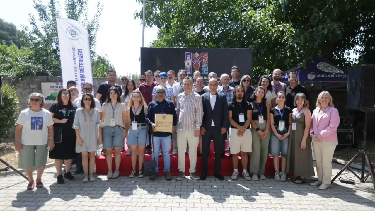 Muğla'da Uluslararası Seramik Sempozyumu Karabağlar'da başladı