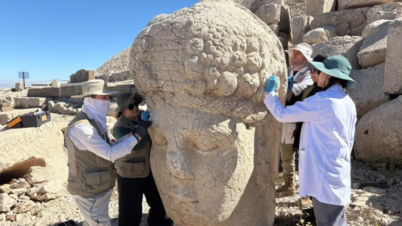 Nemrut'ta nanoteknoloji ile tarihi eserler güçlendiriliyor