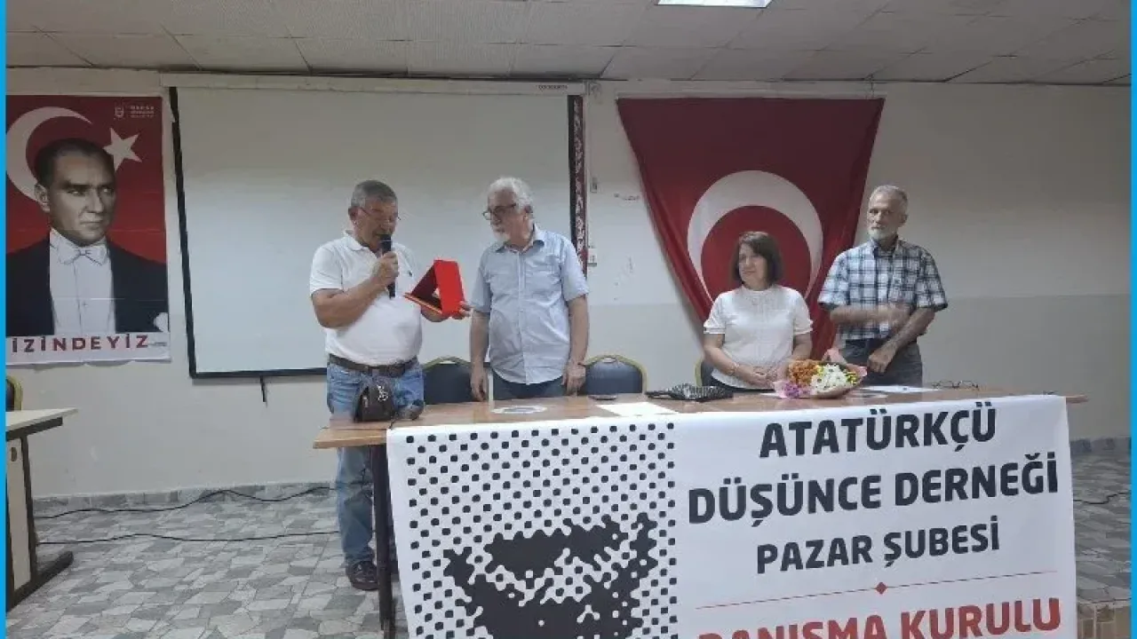 Rize-Pazar'da ADD Başkanı Metin ATASARAL 19 Yıl, 9 Ay sonra