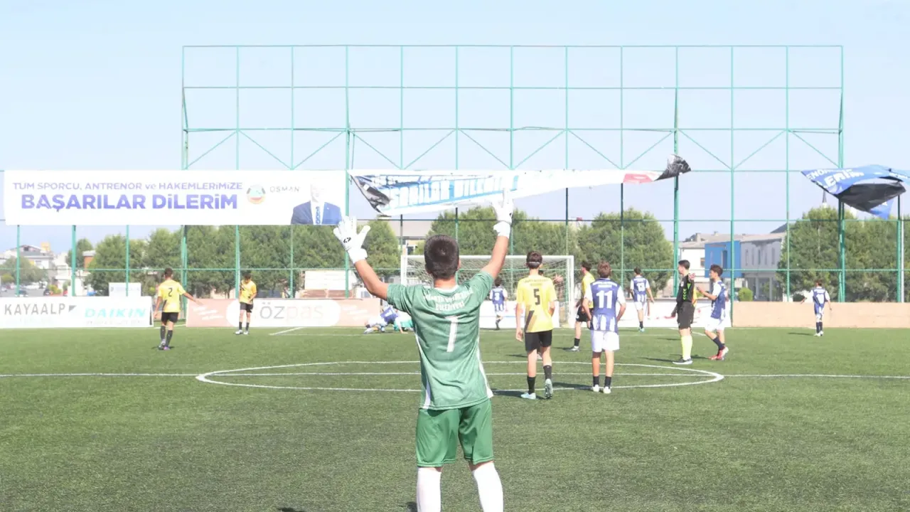 Sakarya'da Zafer Bayramı Futbol Turnuvası Başladı