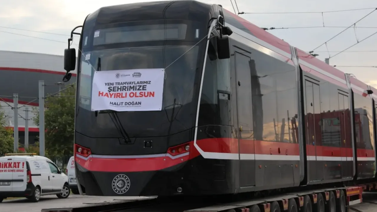 Samsun raylı sistemine 12 yeni araç: İkincisi de teslim alındı