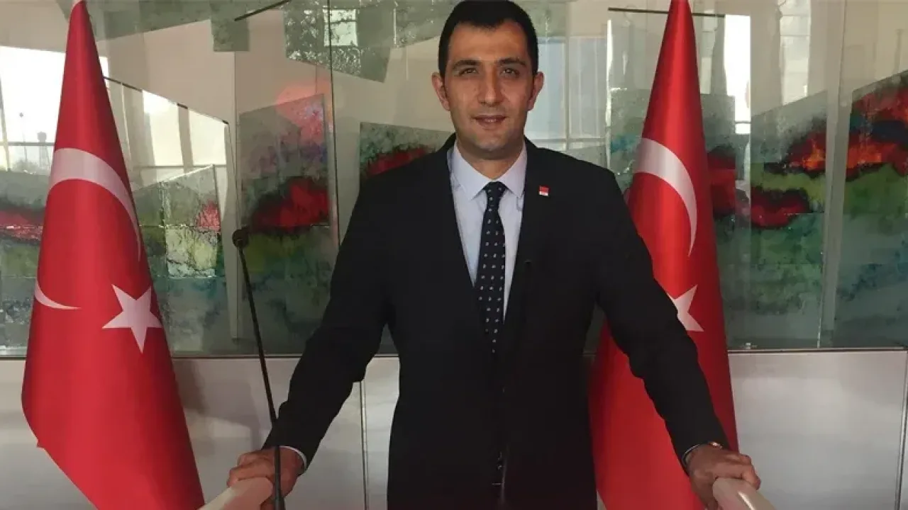 Selim Belediye Başkanı Barış Koç bir maaşını YENİ Parti'ye