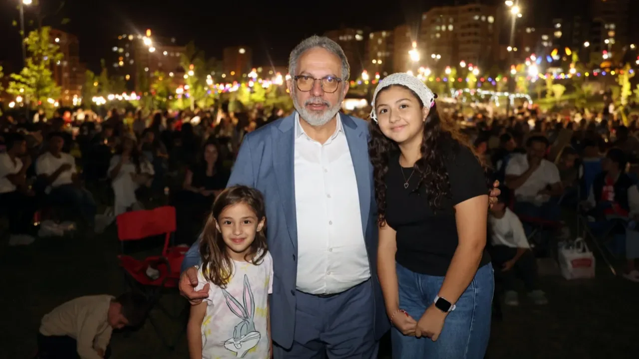Talas'ta Açık Hava Sineması