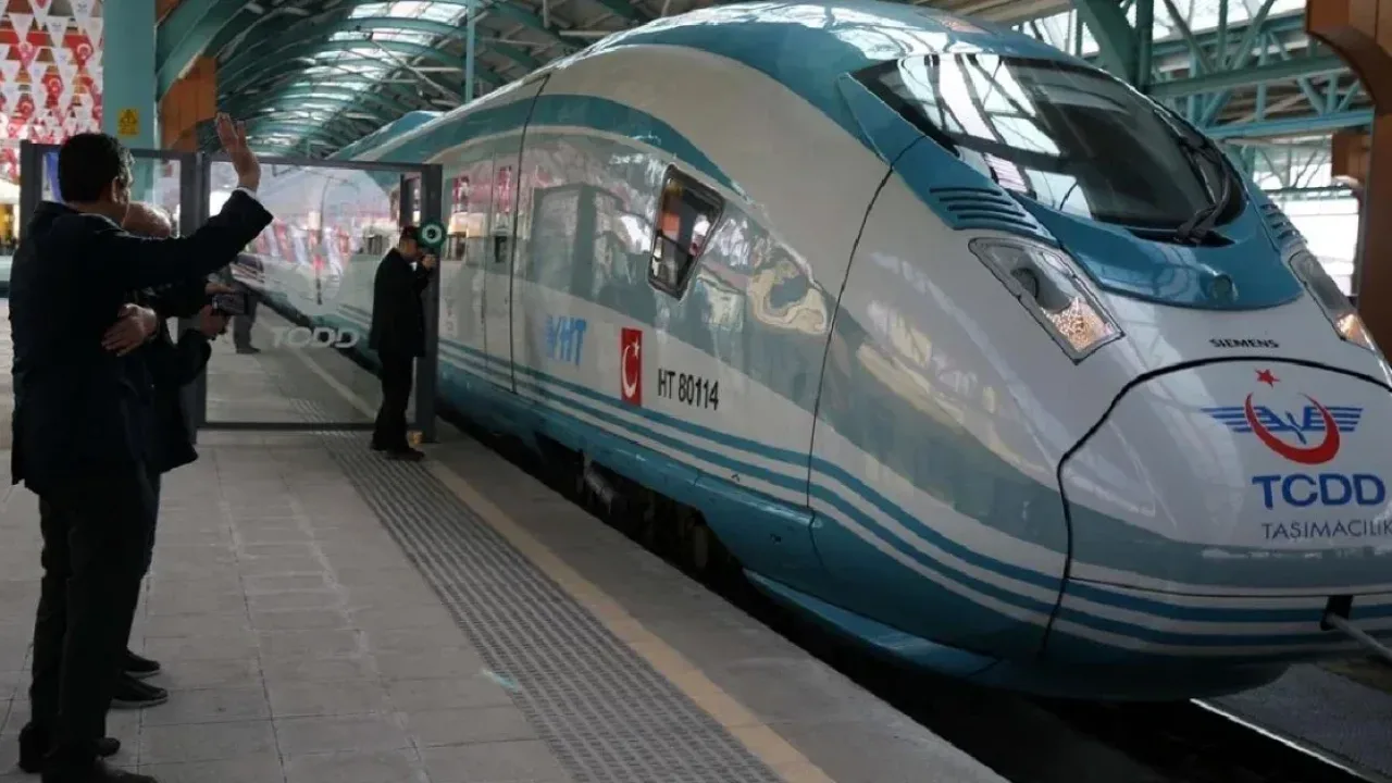 Tren yolculuklarında dijital bilet dönemi 1 Eylül'de başlıyor