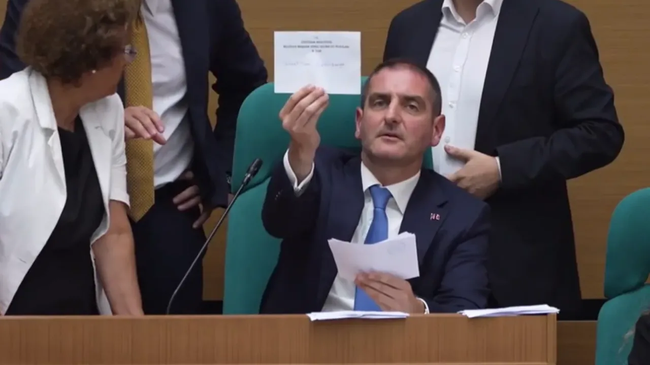 Üsküdar’da Başkan Vekili seçimi krizi! Geçersiz oy tartışması