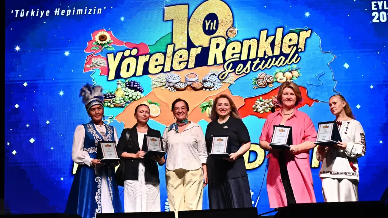 Antalya Muratpaşa'da Kültürler Buluşuyor